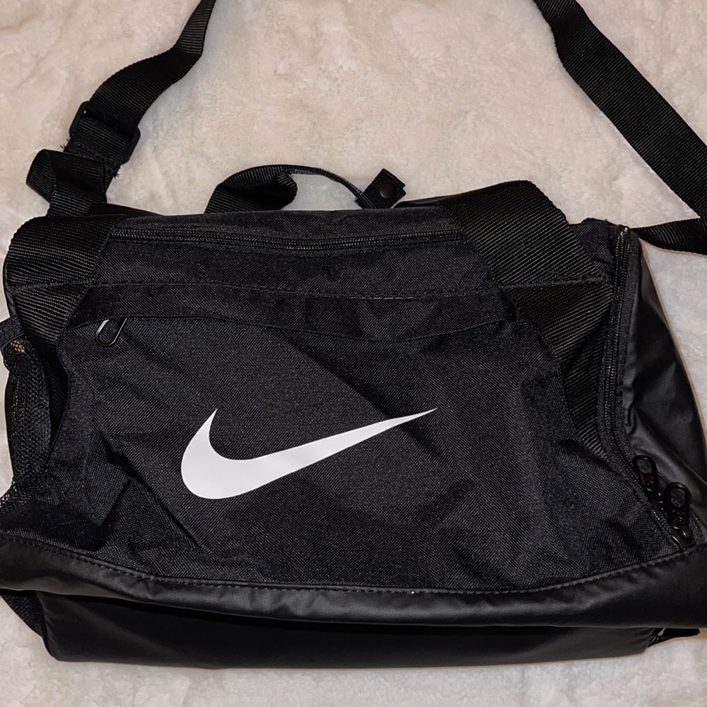 Nike Small Black Duffle Bag